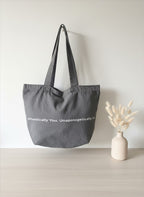 Premium Contrast Shopper — Bold & Functional